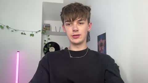 yoursweetyguy online show from July 29, 4:58 pm