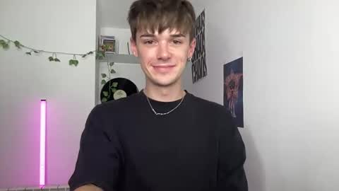 yoursweetyguy online show from July 29, 6:04 pm