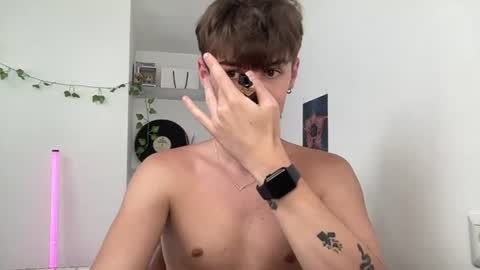 yoursweetyguy online show from August 4, 1:19 pm