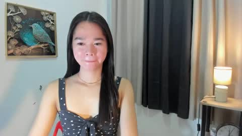 yourtinybunny online show from August 8, 10:15 am