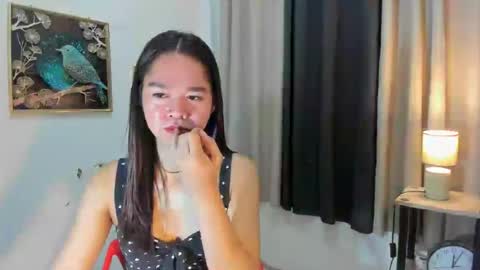 yourtinybunny online show from August 8, 12:27 pm
