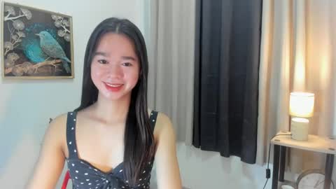 yourtinybunny online show from August 14, 3:48 pm