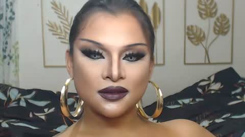 Queen Ruby online show from August 15, 9:35 am