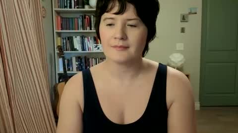Rose Noire online show from June 8, 6:47 pm