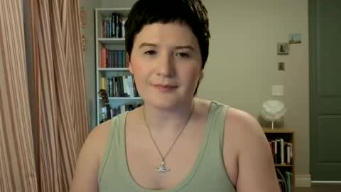 Rose Noire online show from June 18, 11:15 pm