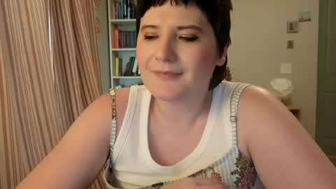 Rose Noire online show from July 15, 9:05 pm