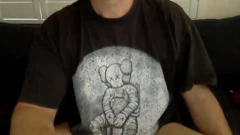 yque online show from May 24, 4:09 pm