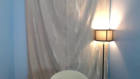 ytleo online show from August 3, 1:34 am