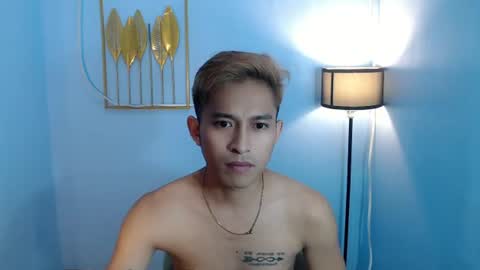 ytleo online show from August 12, 8:22 pm