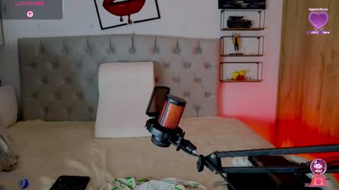 YUES online show from July 30, 2:52 am