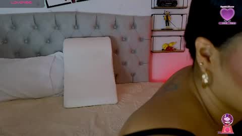 YUES online show from August 6, 2:21 am