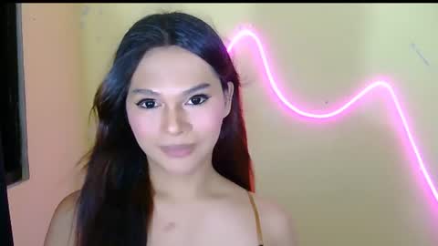 hotie online show from August 12, 11:34 am