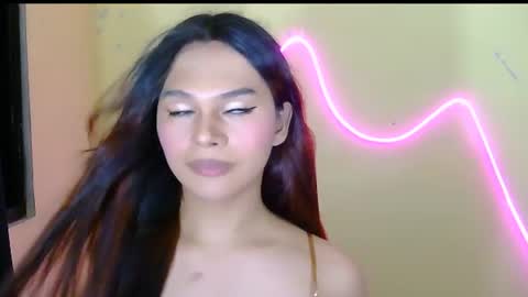 hotie online show from August 14, 3:37 pm