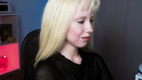 Misa online show from August 5, 7:12 pm