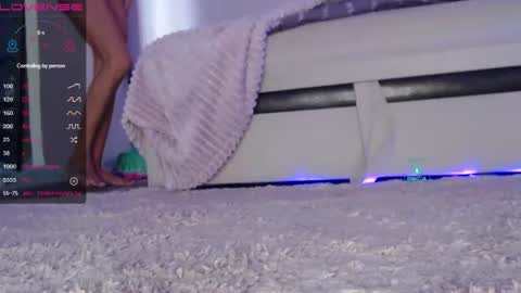 Sweet Pussy online show from August 11, 6:15 am