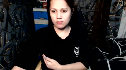yumi online show from July 29, 1:40 pm