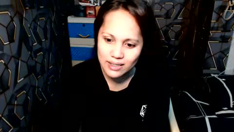 yumi online show from July 29, 2:46 pm