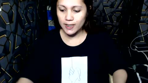 yumi online show from August 13, 11:57 am