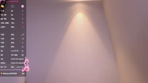 Amie online show from September 9, 7:33 pm