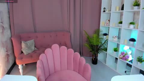 Cindey online show from August 12, 12:18 pm