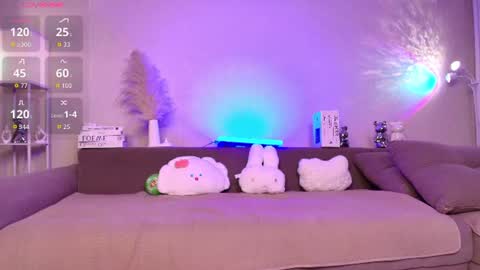 Yumi online show from July 31, 11:10 pm