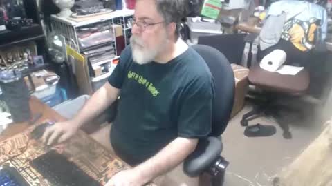 yummyflguy online show from May 18, 6:30 pm