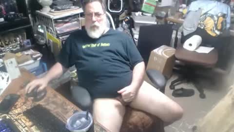 yummyflguy online show from May 18, 7:36 pm