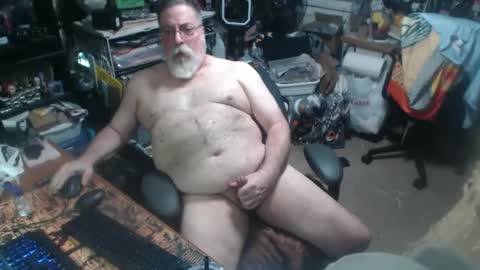 yummyflguy online show from May 27, 6:10 pm