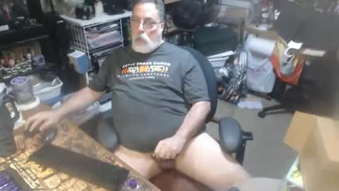 yummyflguy online show from June 8, 5:30 pm