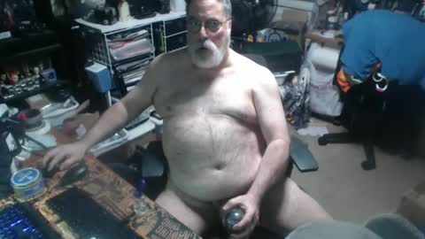 yummyflguy online show from June 10, 7:09 pm