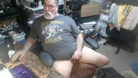 yummyflguy online show from June 12, 2:24 pm