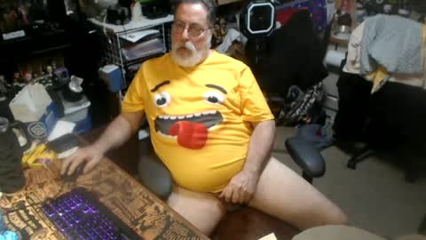 yummyflguy online show from June 29, 4:53 pm