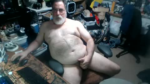 yummyflguy online show from July 8, 8:02 pm