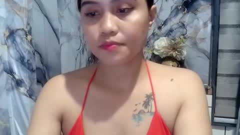 yummyjane19 online show from August 1, 12:44 pm