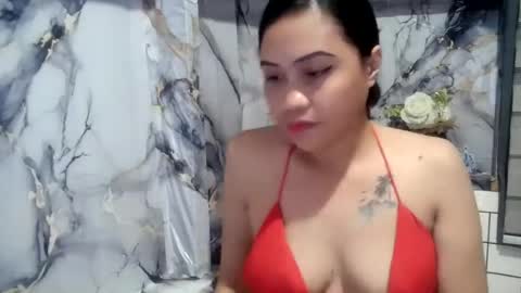 yummyjane19 online show from August 14, 1:48 pm