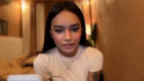 yummyrenalyn online show from August 12, 8:44 pm