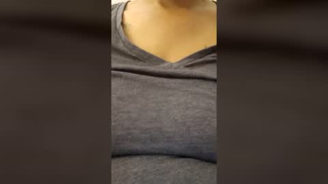 yumnum33 online show from July 31, 6:35 pm