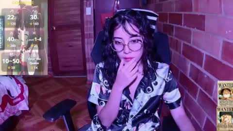 yuna_pink666 online show from May 5, 5:31 am