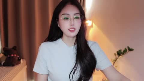 YunEr online show from August 6, 3:38 am