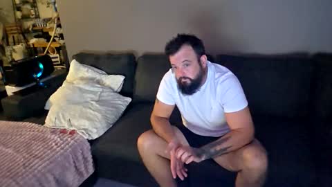 yungdumnfullacum online show from March 31, 2:47 pm