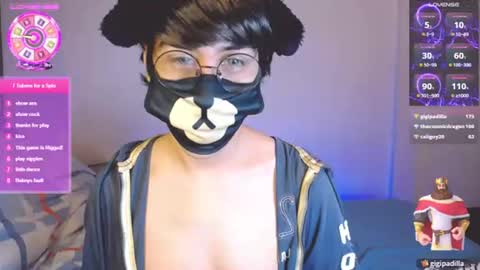 the puppy boy online show from June 19, 5:07 am
