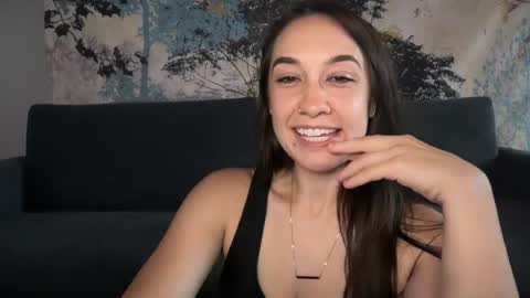 yurdreams_22 online show from July 21, 4:38 am
