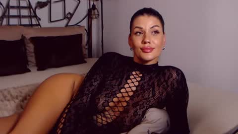 Ivy online show from August 7, 11:38 pm