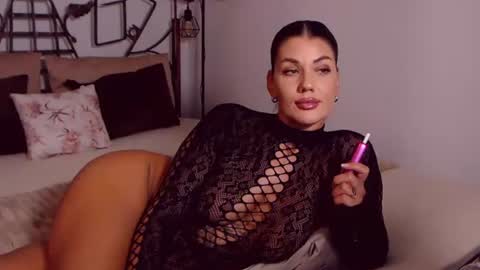 Ivy online show from August 14, 9:07 pm