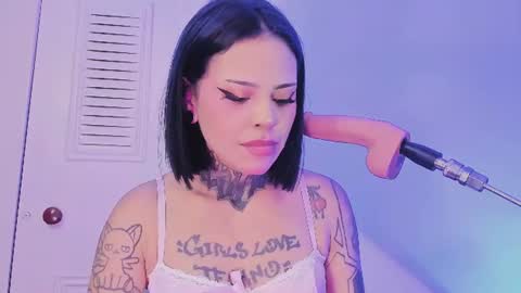tazzie online show from August 6, 11:09 am