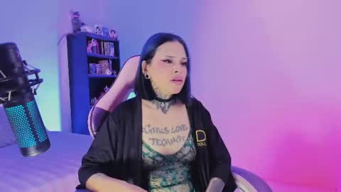 tazzie online show from August 12, 12:18 pm