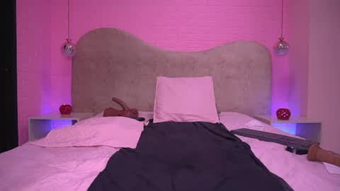 ZOE online show from August 12, 8:27 am