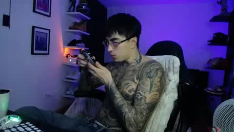   online show from July 30, 5:37 am