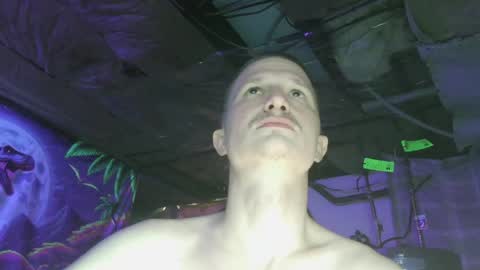 zach52590 online show from April 29, 5:37 pm