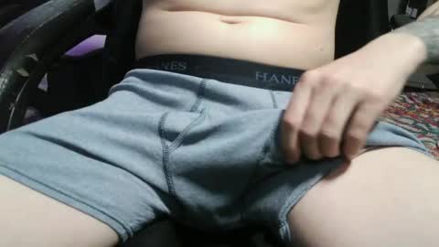 zach52590 online show from May 19, 1:34 pm